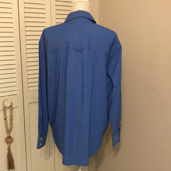 Women’s button down top size large. New with tags - Picture 2 of 3